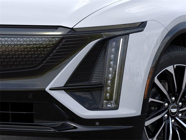 2026 Cadillac Lyriq Sport photo 10