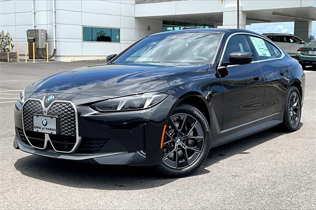 2025 BMW i4