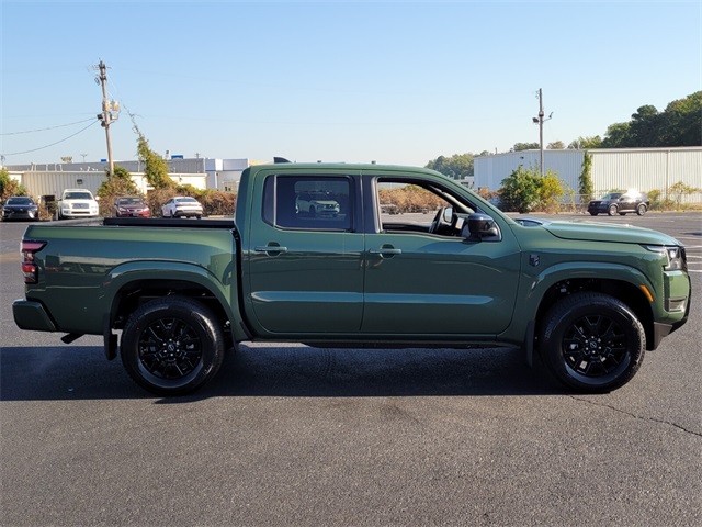 2026 Nissan Frontier SV photo 2