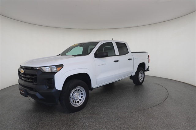 2023 Chevrolet Colorado Work Truck photo 2