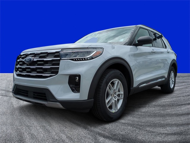 2025 Ford Explorer photo 6