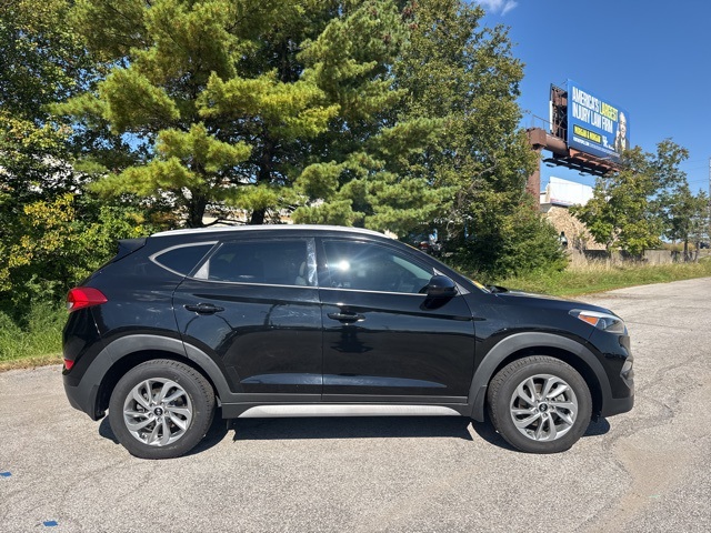 2018 Hyundai Tucson SEL photo 3