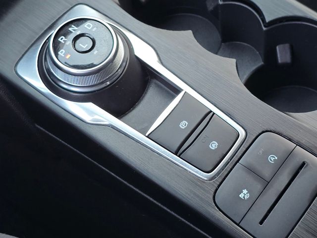 2024 Ford Escape ST-Line photo 27