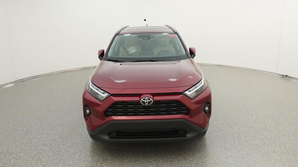 2022 Toyota RAV4 XLE Premium photo 2