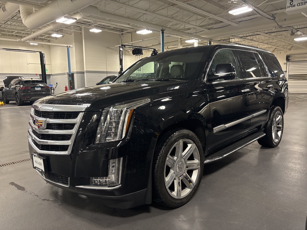 2020 Cadillac Escalade Premium Luxury's photo