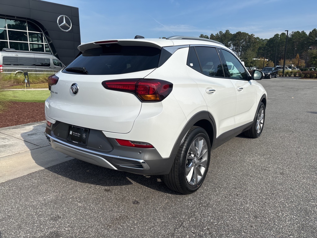 2022 Buick Encore GX Essence photo 2