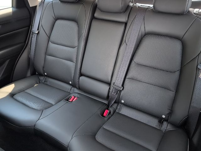 2025 Mazda CX-5 2.5 Select photo 14