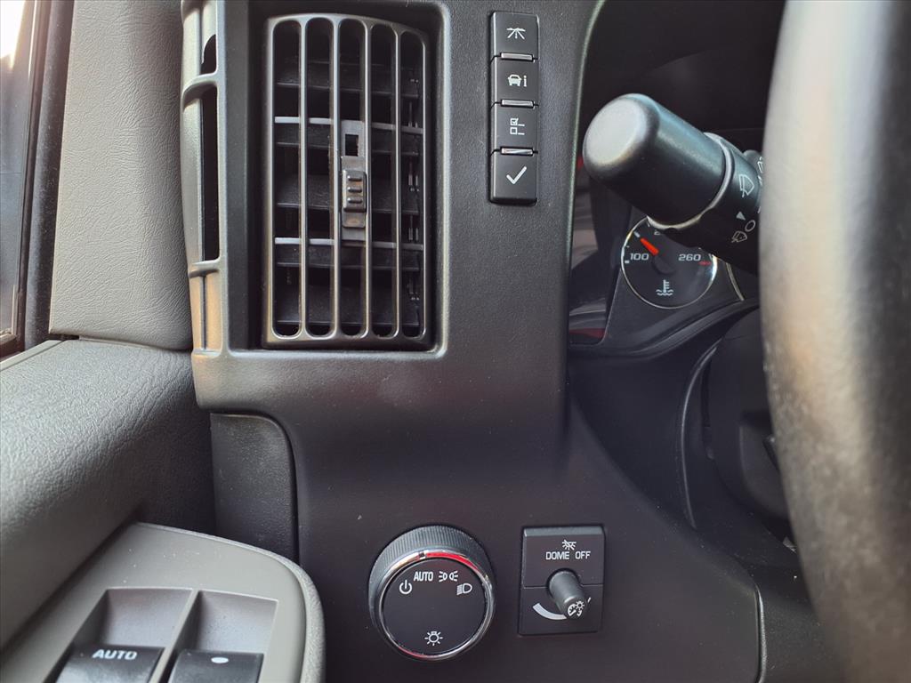 2019 Chevrolet Express Cargo Van photo 23