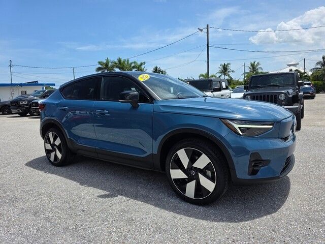 2022 Volvo C40 Recharge photo 8