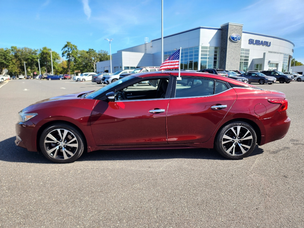 2017 Nissan Maxima SV photo 12