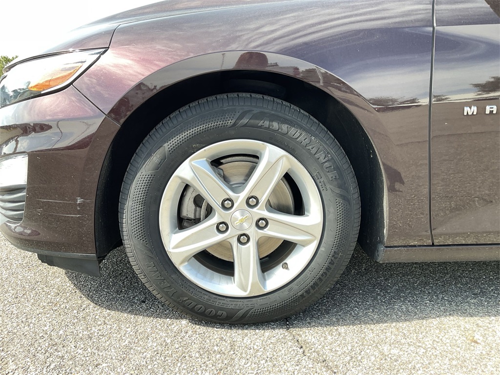 2020 Chevrolet Malibu LS photo 14