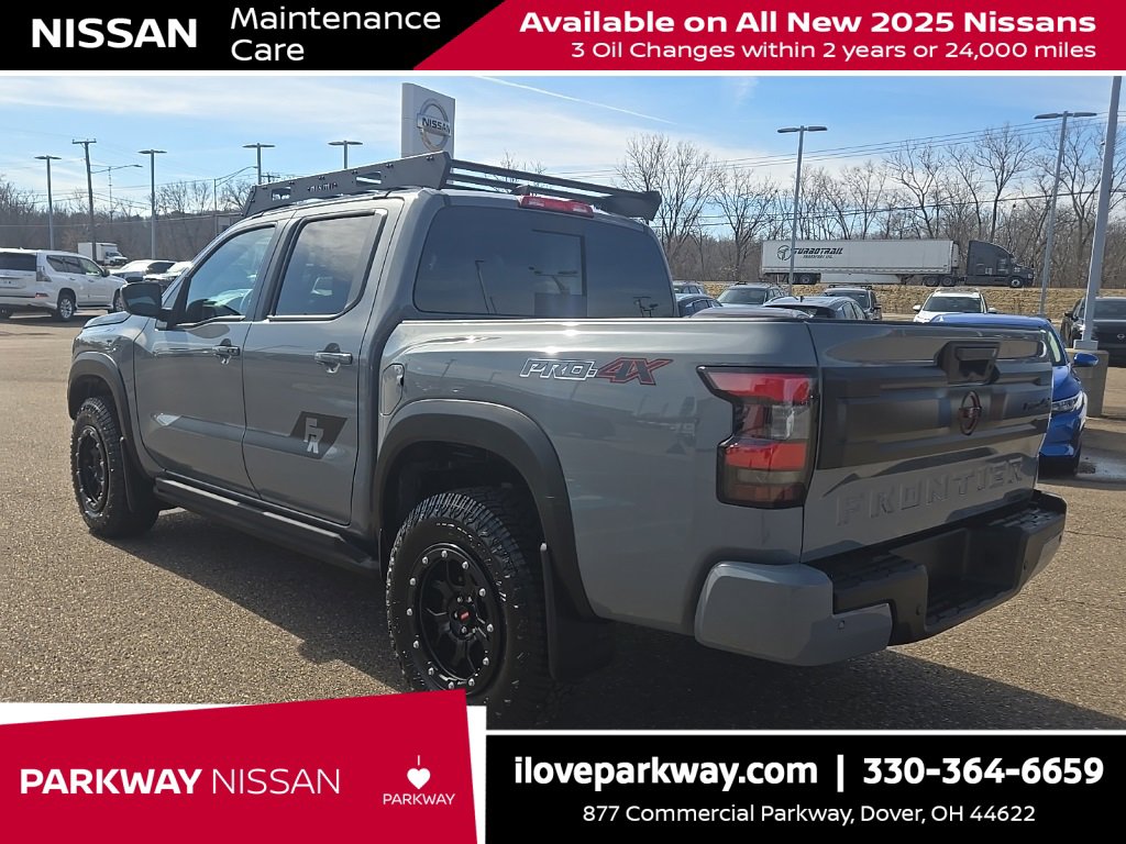 2025 Nissan Frontier Crew Cab PRO-4X photo 4