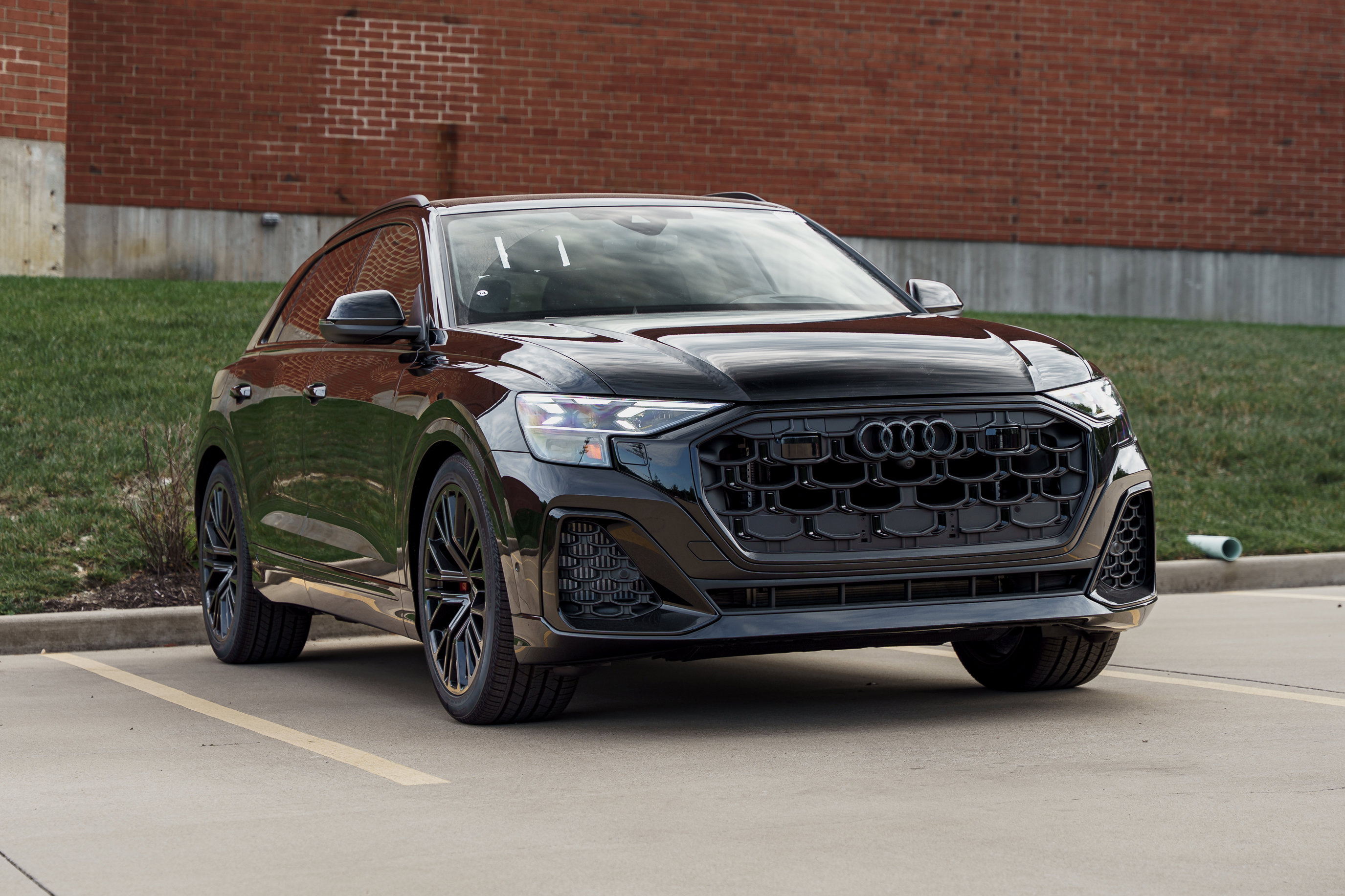 2026 Audi SQ8 Prestige's photo