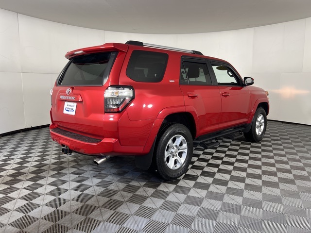 2022 Toyota 4Runner SR5 Premium photo 8