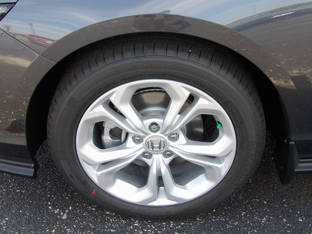 2025 Honda Accord LX photo 30