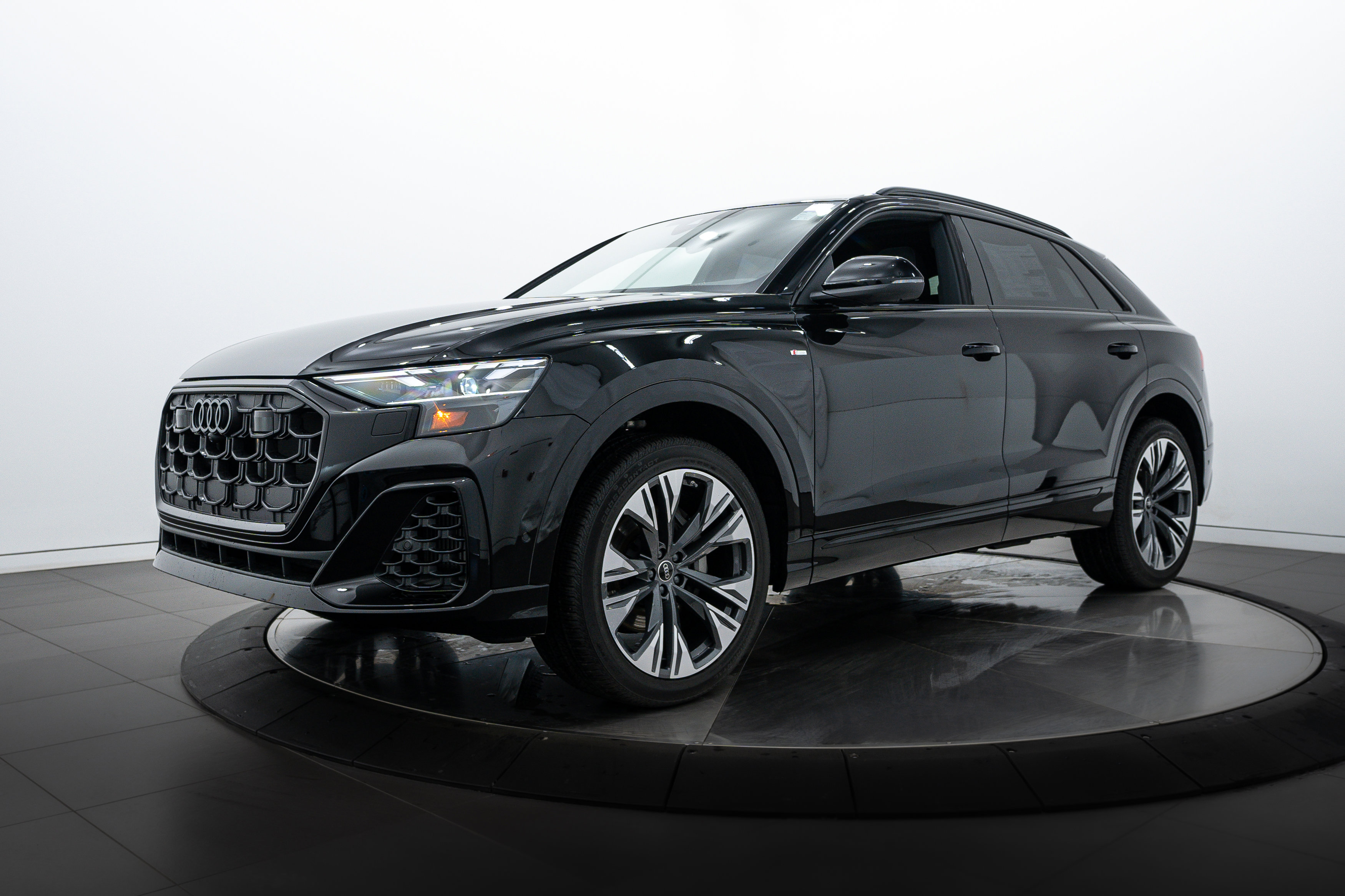 2025 Audi Q8 line Premium Plus photo 6