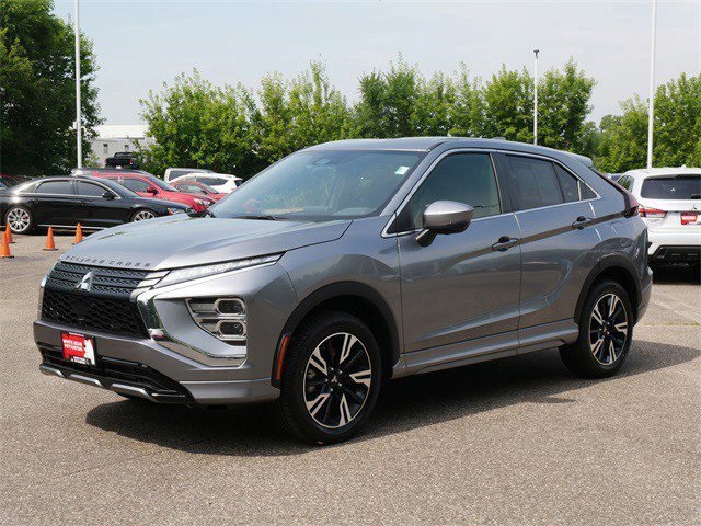 2025 Mitsubishi Eclipse Cross SEL photo 3