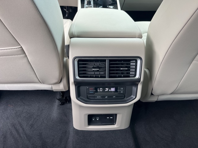2026 Volkswagen Atlas SE Technology photo 15