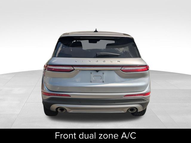 2023 Lincoln Corsair Standard photo 4