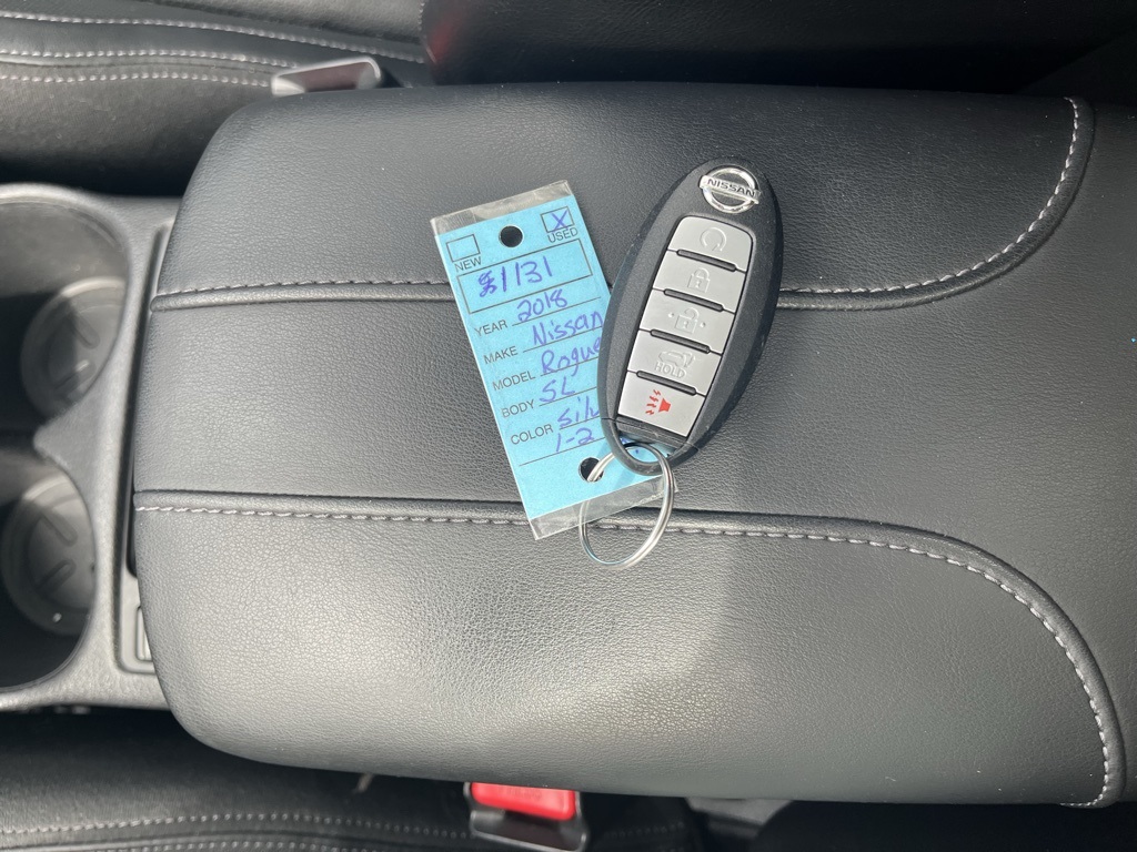 2018 Nissan Rogue SL photo 23