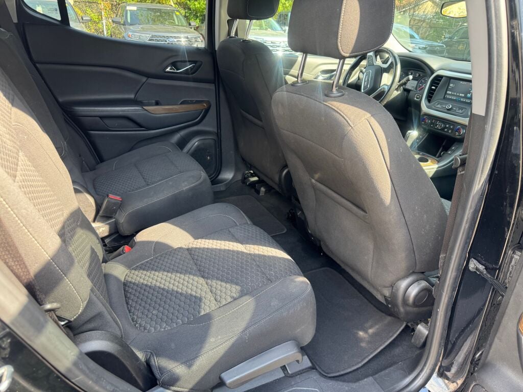 2019 Gmc Acadia SLE photo 19