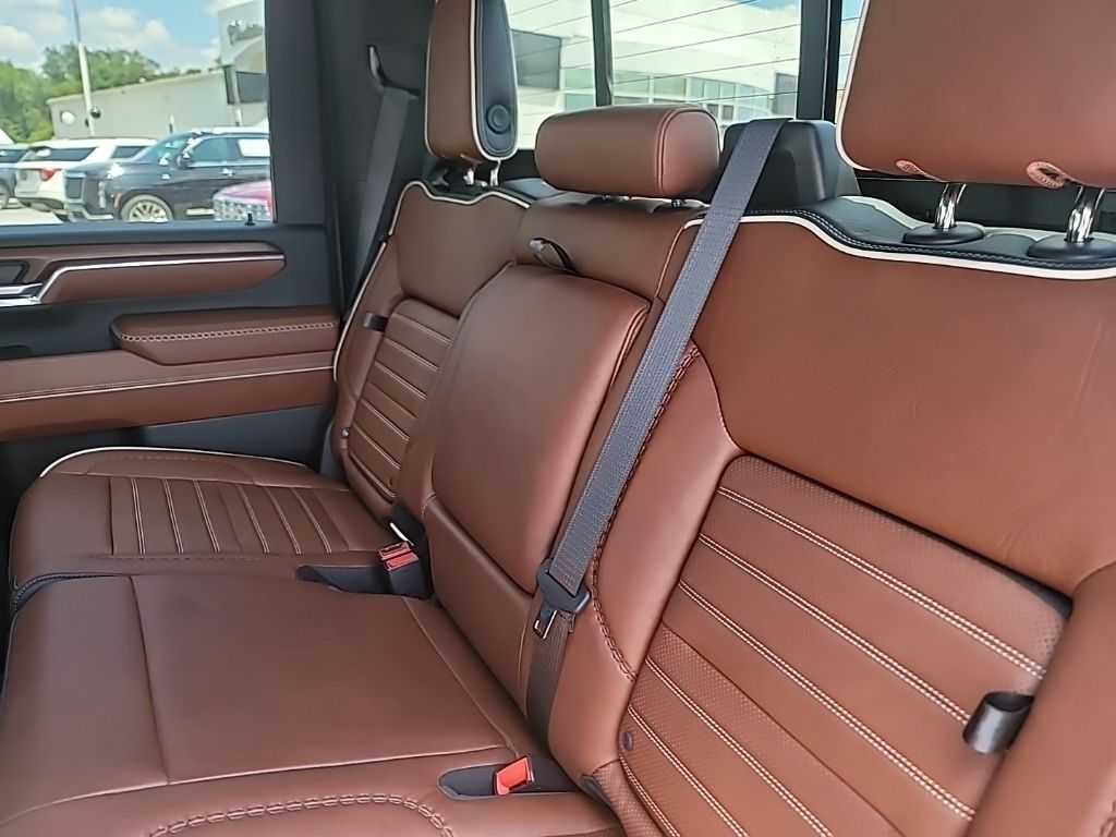 2024 Gmc Sierra 2500 HD Denali Ultimate photo 12