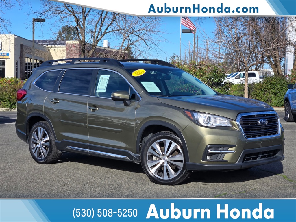 2022 Subaru Ascent Limited's photo