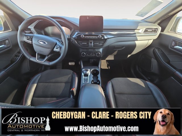 2023 Ford Escape ST-Line photo 3