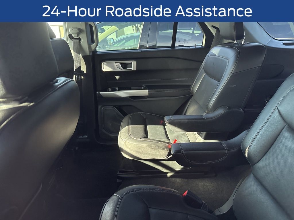 2023 Ford Explorer Limited photo 3