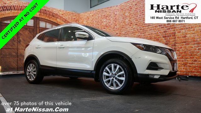 2020 Nissan Rogue Sport SV's photo