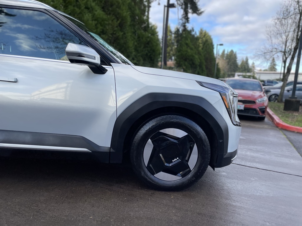 Used 2026 Kia EV9 Wind with VIN 5XYAFFS50TG009150 for sale in Gladstone, OR
