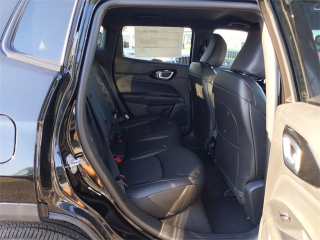 2026 Jeep Compass Latitude photo 25