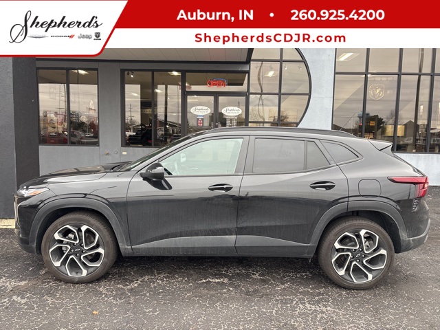 2024 Chevrolet Trax RS's photo