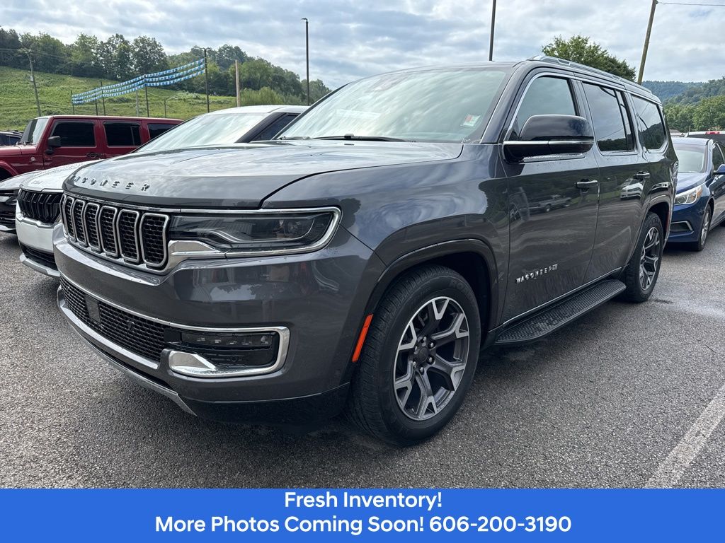 2023 Jeep Wagoneer Series III's photo