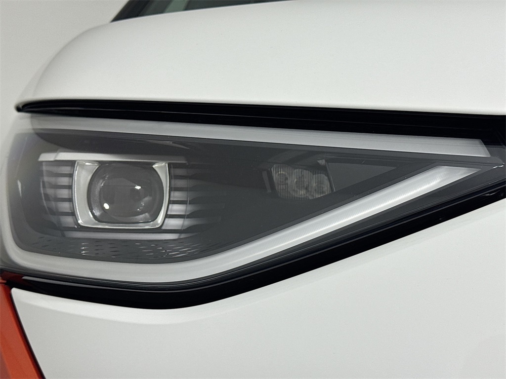 2025 Volkswagen ID. Buzz Pro Plus photo 23