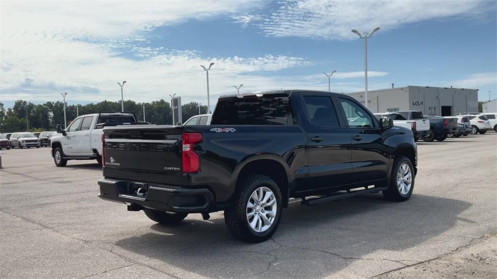 2021 Chevrolet Silverado 1500 Custom photo 8