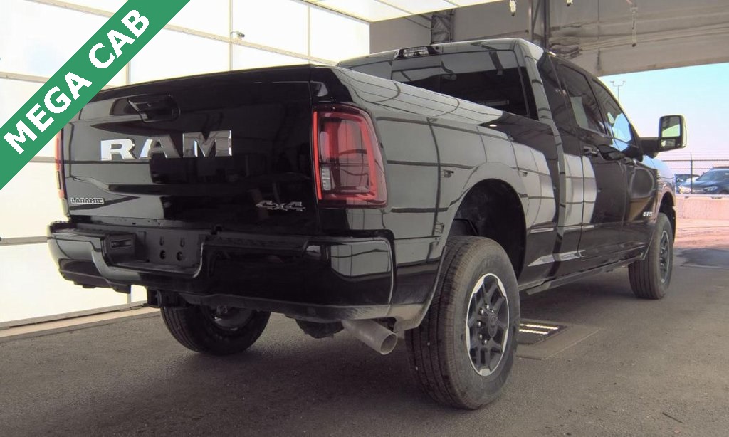 2025 Ram 2500 Laramie photo 3