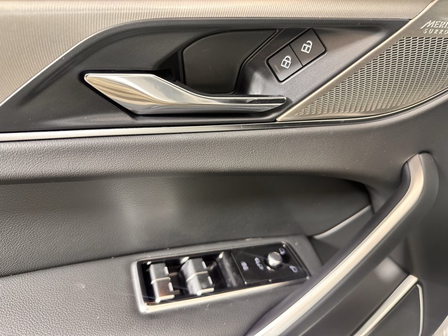 2026 Jaguar F-PACE P250 R-Dynamic S photo 12