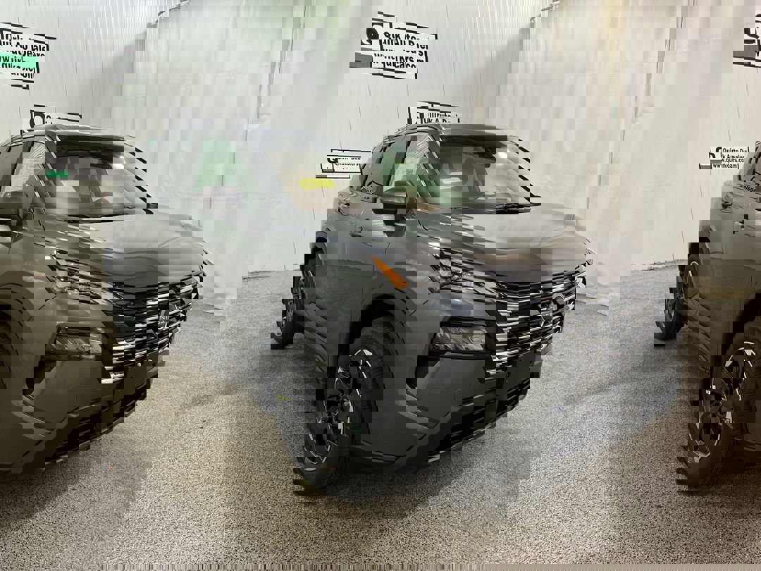 2026 Nissan Rogue SV's photo