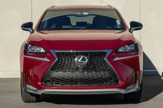 2017 Lexus NX 200t Luxury photo 3