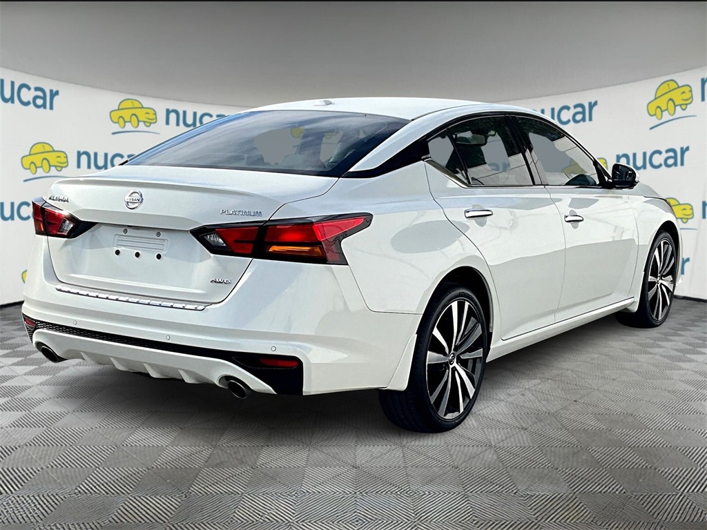 2021 Nissan Altima 2.5 Platinum photo 5