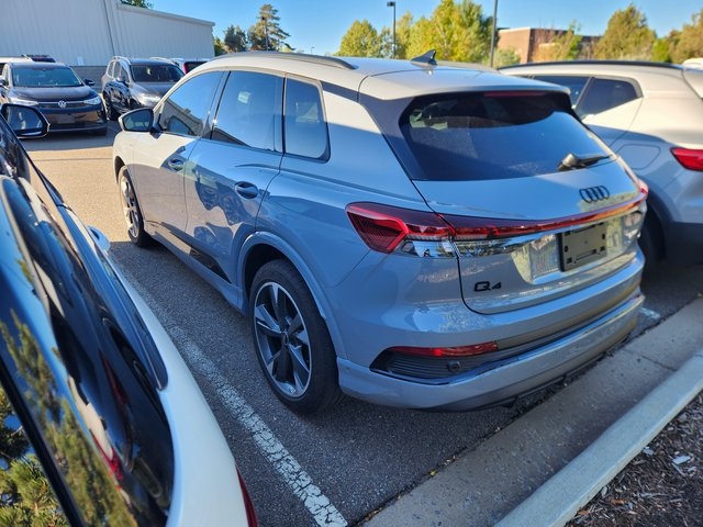 2024 Audi Q4 E-tron Premium Plus photo 3