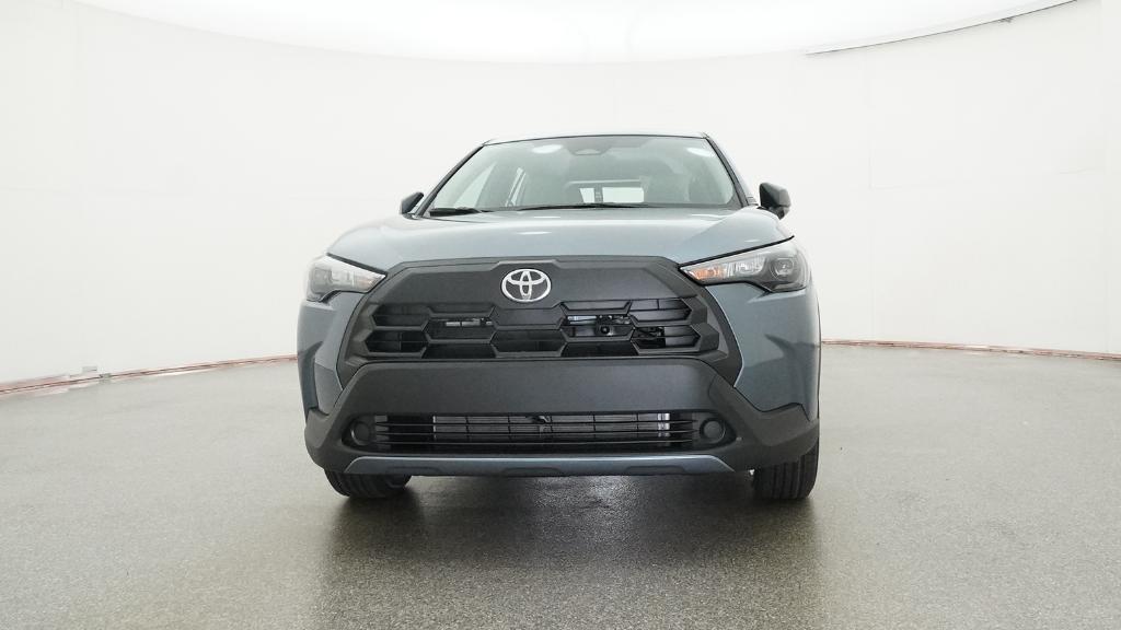 2026 Toyota Corolla Cross L photo 3