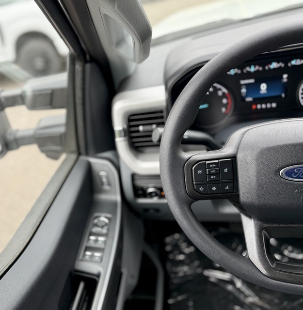 2025 Ford F-250 XL photo 17