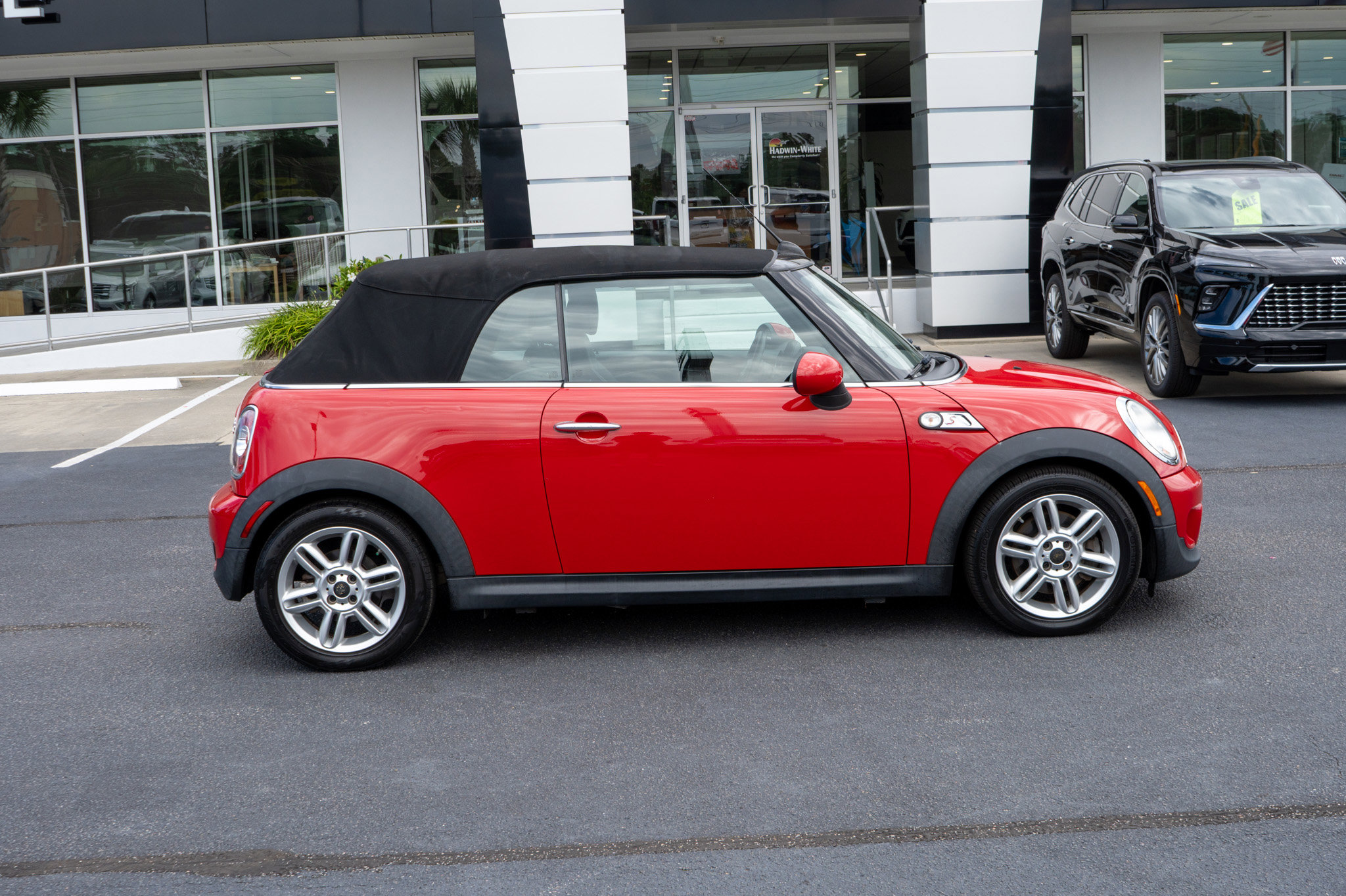 Used 2011 MINI Cooper S with VIN WMWZP3C58BTX84468 for sale in Conway, SC