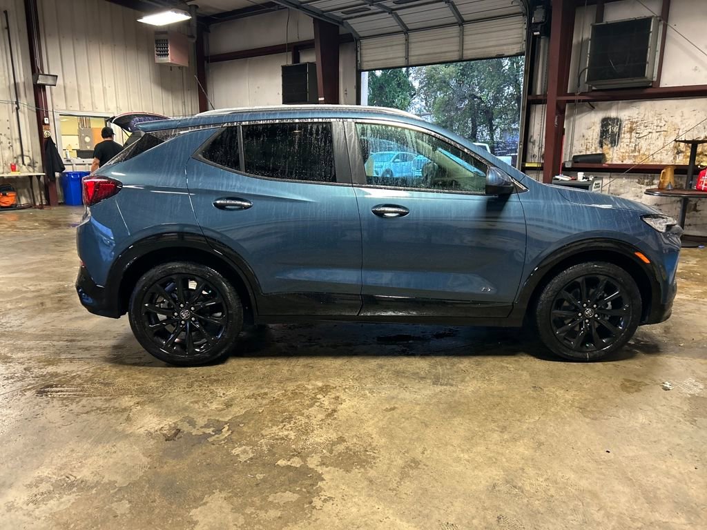 2026 Buick Encore GX Sport Touring photo 7