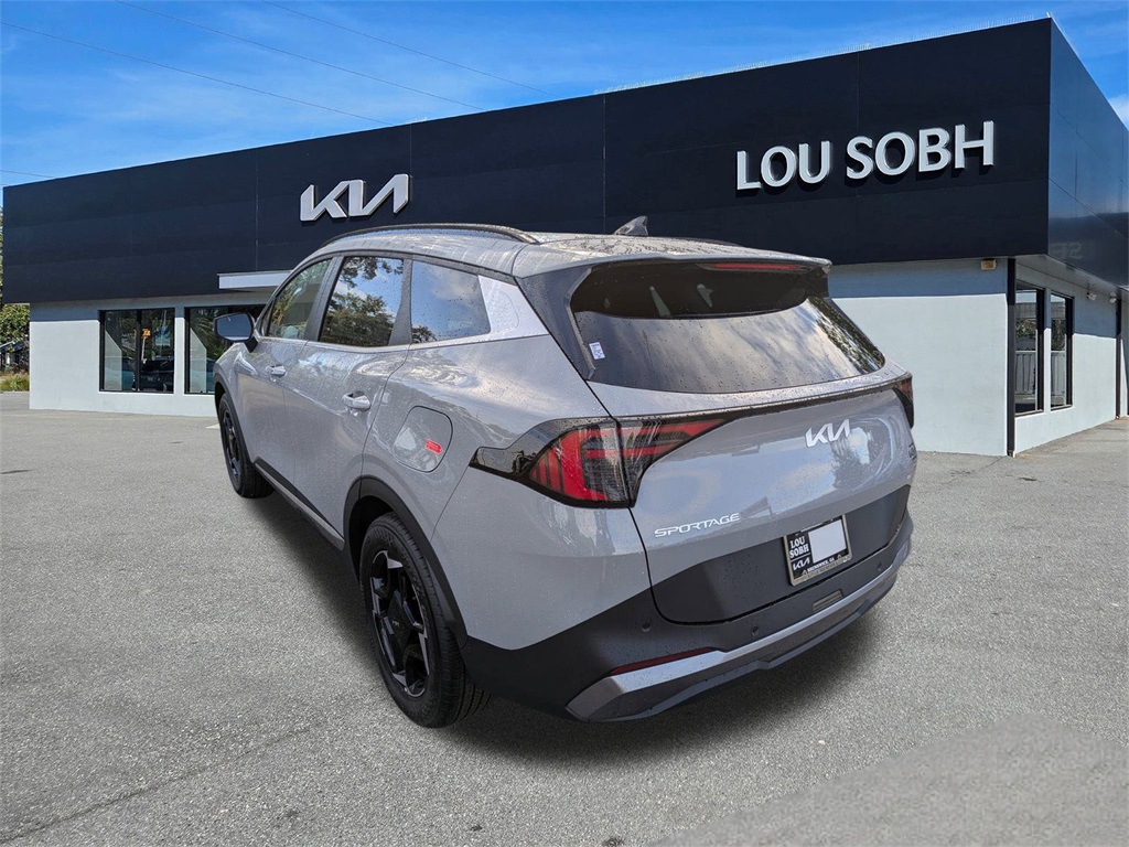 2026 Kia Sportage EX photo 3