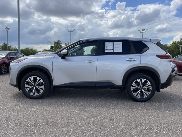 2023 Nissan Rogue SV photo 4