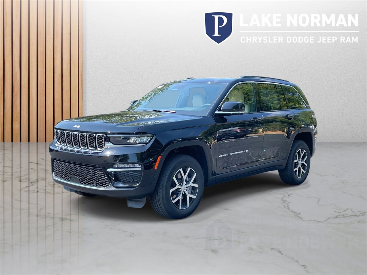 2025 Jeep Grand Cherokee Limited photo 4