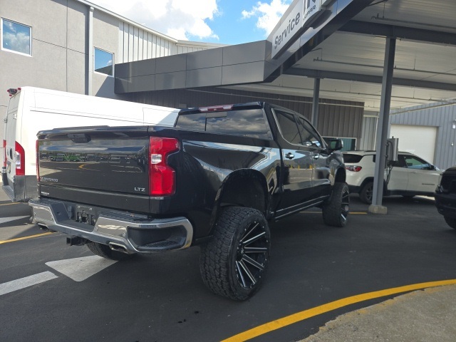 2019 Chevrolet Silverado 1500 LTZ photo 4
